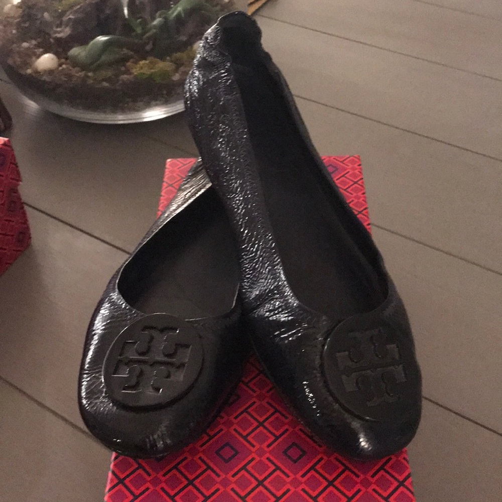 Tory Burch Navy Travel Logo Ballet